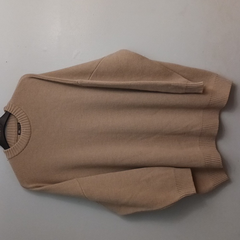 Zara size L-XL men's tan wool  blend oversized sweater.